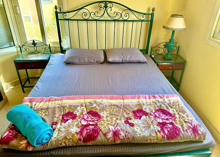 Stunning 3br With Pool & Sea Views Alpesi faház
